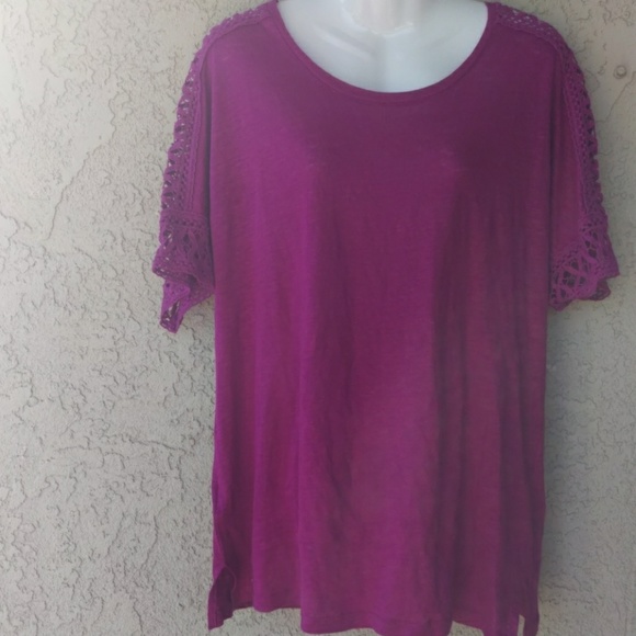 long tall sally Tops - Long tall Sally crochet sleeves burnout blouse